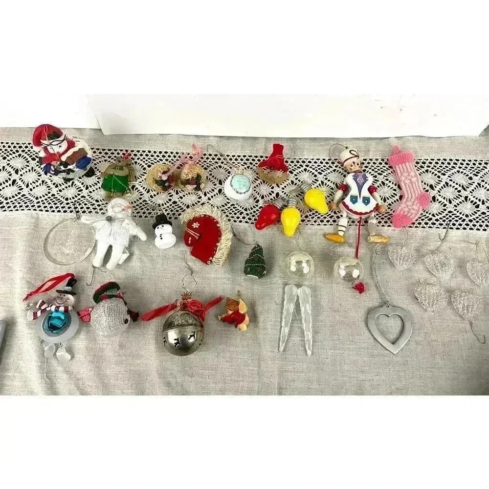 VTG 30 PC Christmas Ornaments - Silver Ball‎ Glass Hearts Snowman Icicles Puppet